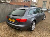 AUDI A4 AVANT