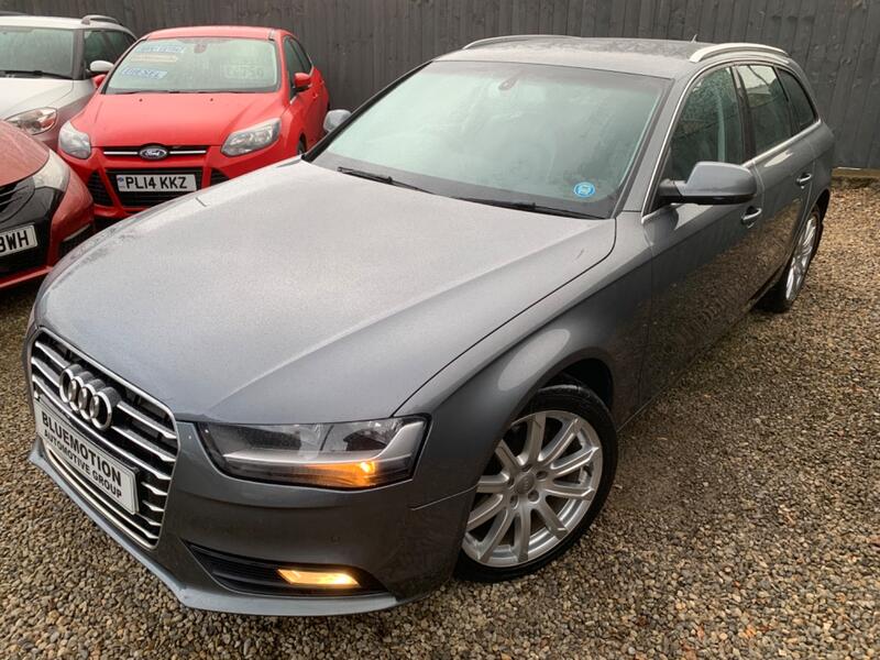AUDI A4 AVANT