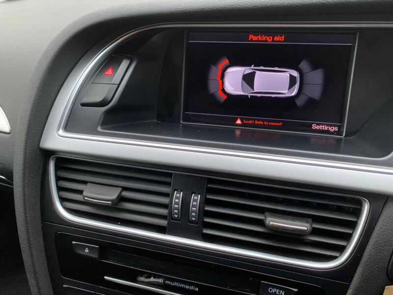 AUDI A4 AVANT