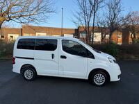 NISSAN NV200