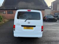 NISSAN NV200