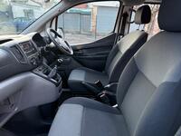 NISSAN NV200