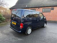 NISSAN NV200