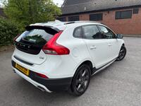 VOLVO V40 CROSS COUNTRY