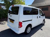NISSAN NV200