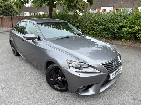 LEXUS